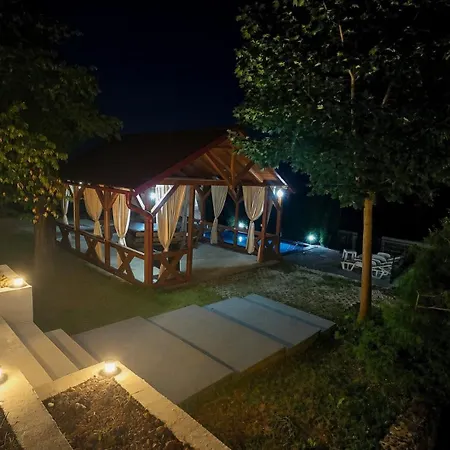 Evergreen Villa *