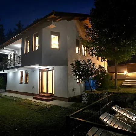 Evergreen Villa Vlakovo