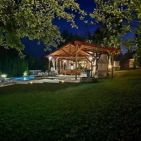 Villa Evergreen
