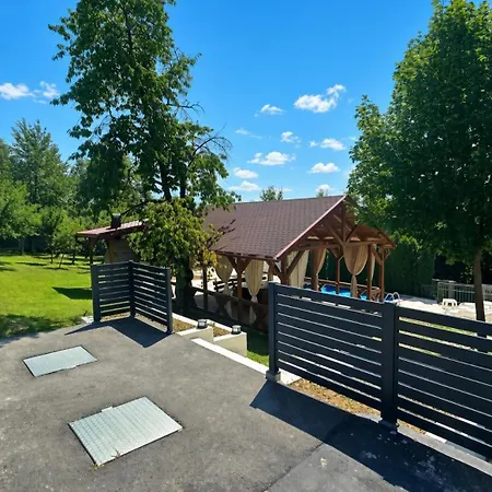 Evergreen Villa *
